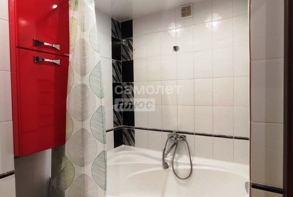 Продаётся 1-комнатная квартира, 37.4 м²