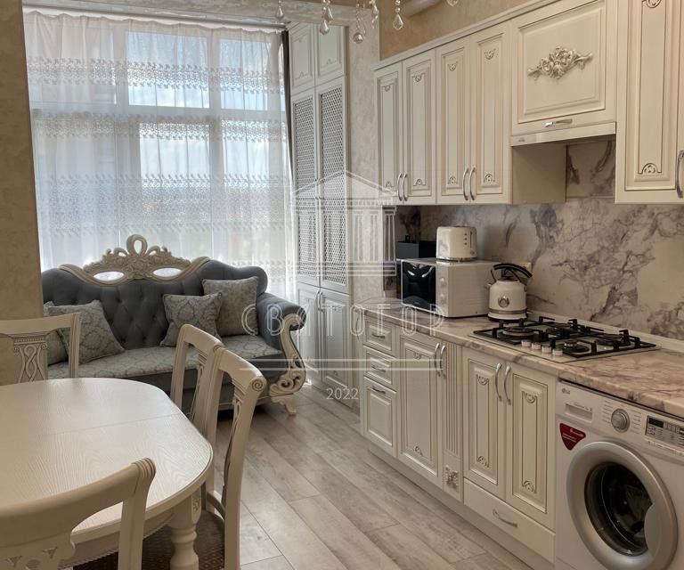 Продаётся 1-комнатная квартира, 43 м²
