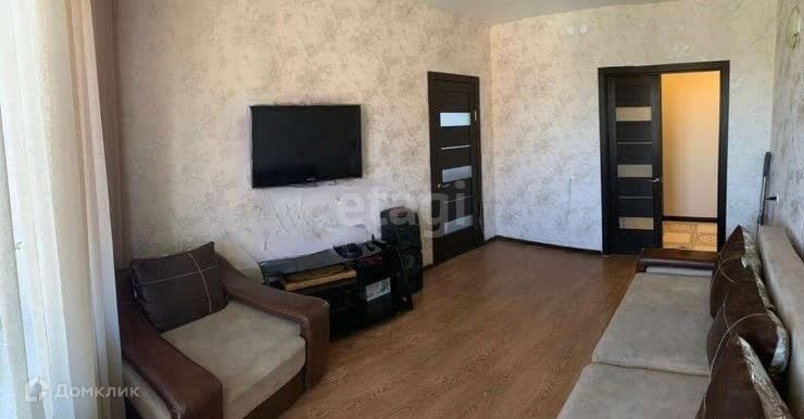 Продаётся 2-комнатная квартира, 64.2 м²