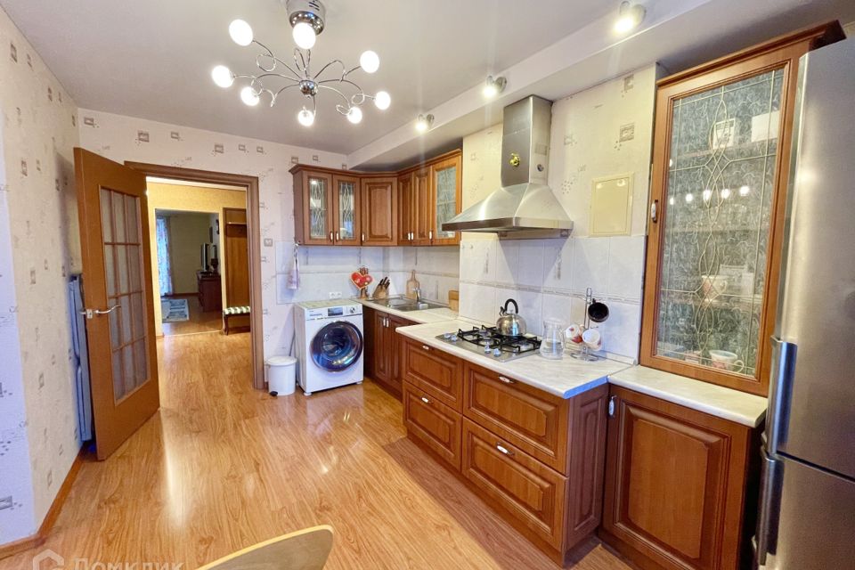 Продаётся 3-комнатная квартира, 93.9 м²