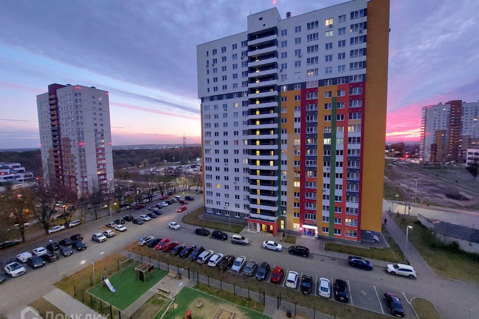 Продаётся 1-комнатная квартира, 37.8 м²