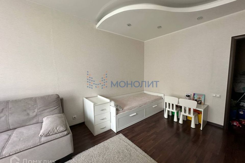 Продаётся 1-комнатная квартира, 42 м²