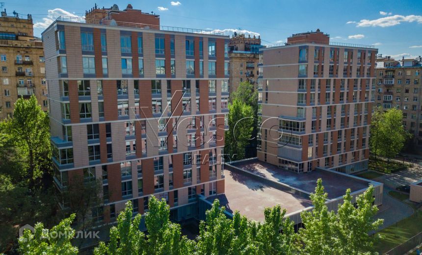 Продаётся 5-комнатная квартира, 250 м²