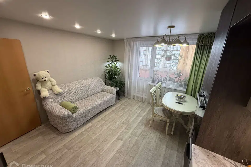 Продаётся 2-комнатная квартира, 49.6 м²