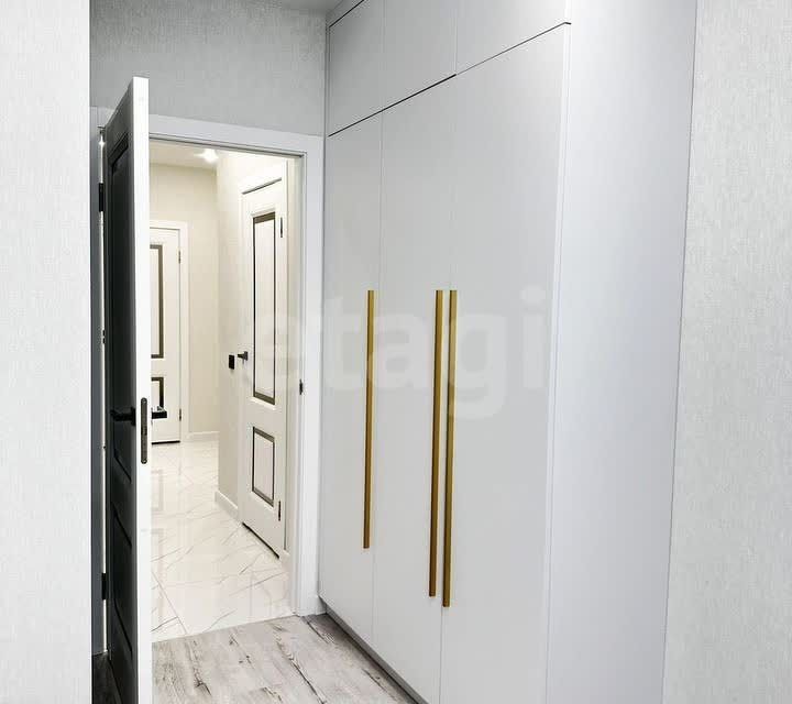 Продаётся 3-комнатная квартира, 68.3 м²