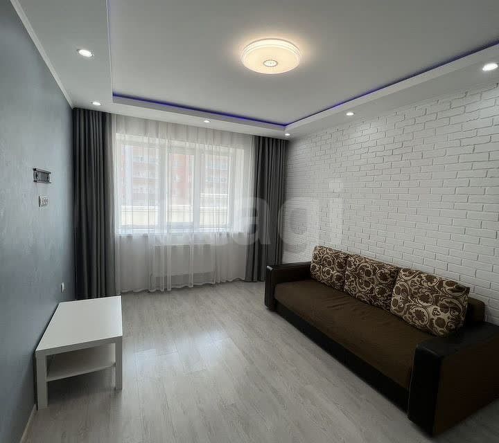 Продаётся 1-комнатная квартира, 35.7 м²
