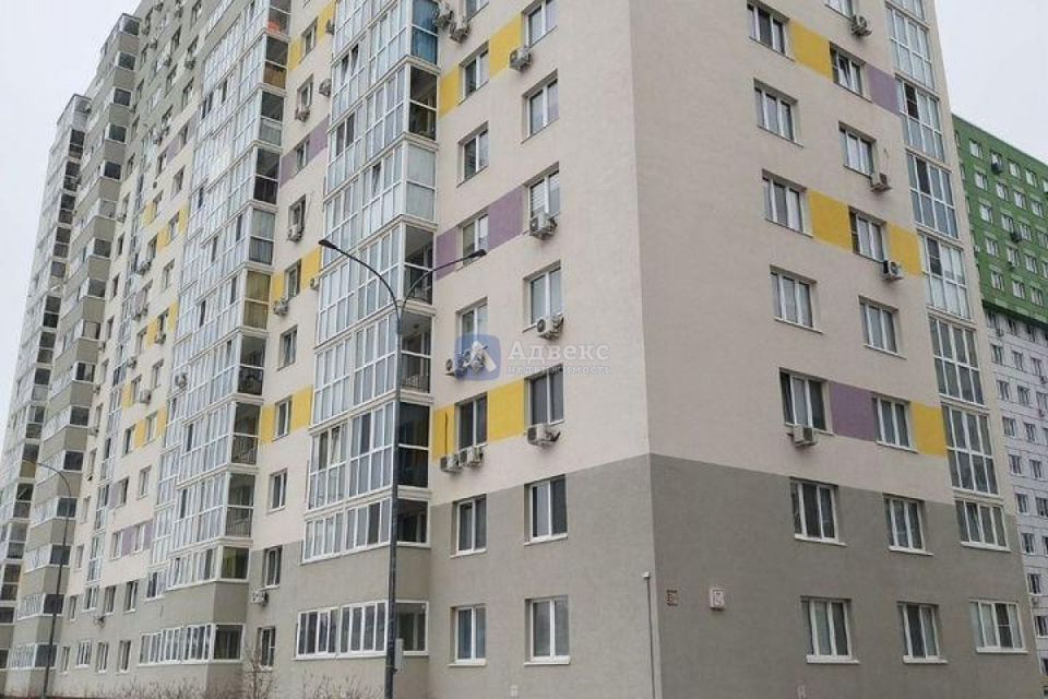 Продаётся 1-комнатная квартира, 37.3 м²