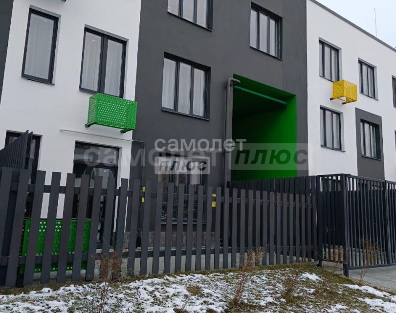 Продаётся 2-комнатная квартира, 73.7 м²