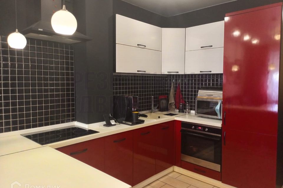 Продаётся 1-комнатная квартира, 52.9 м²
