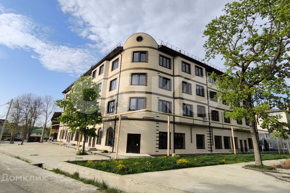Продаётся 1-комнатная квартира, 42.2 м²