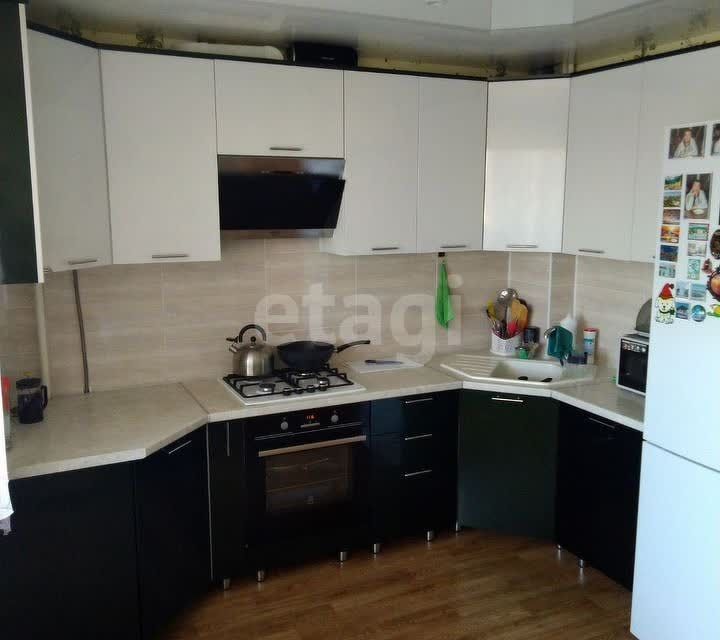Продаётся 2-комнатная квартира, 56.6 м²