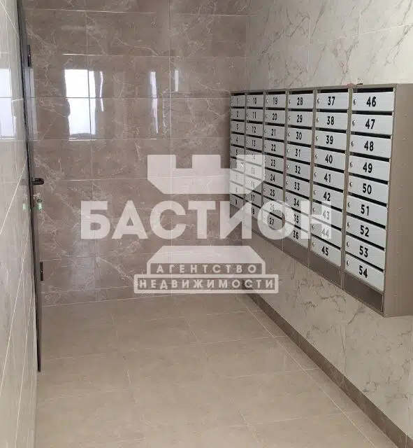 Продаётся 3-комнатная квартира, 107 м²