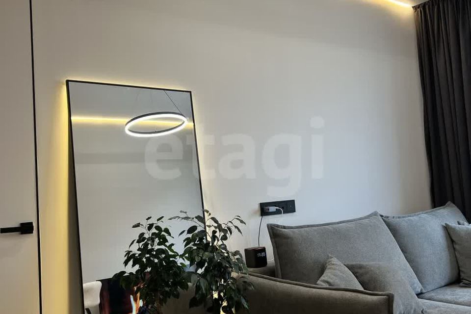 Продаётся 1-комнатная квартира, 42.3 м²