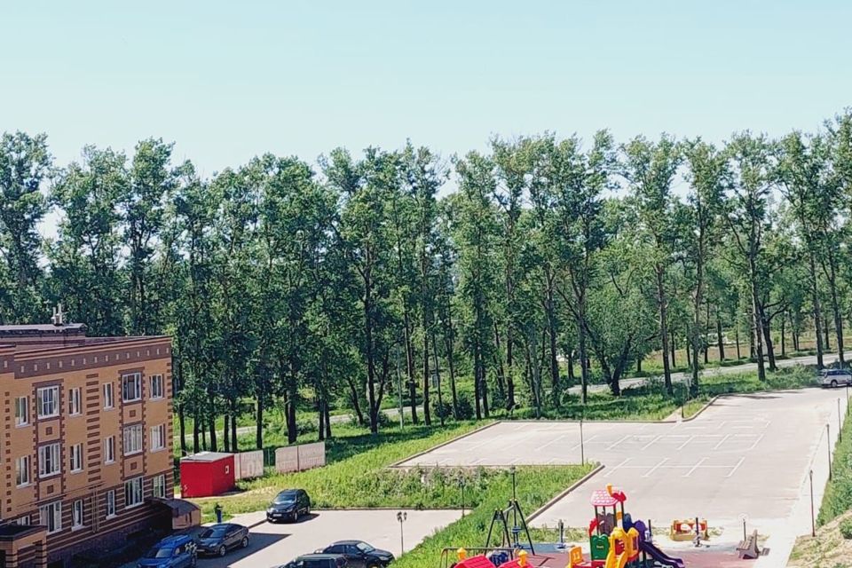 Продаётся 1-комнатная квартира, 37.8 м²