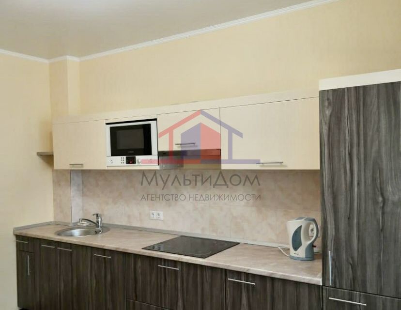 Сдаётся 1-комнатная квартира, 52 м²