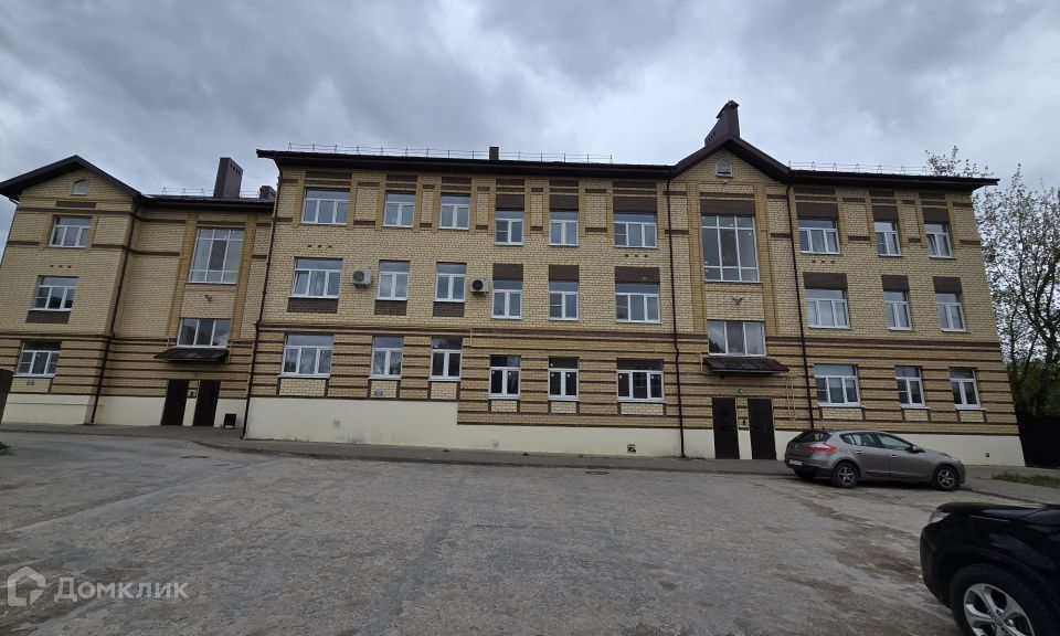 Продаётся 2-комнатная квартира, 72.2 м²