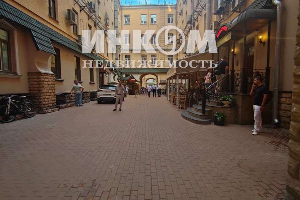 Продаётся 2 комнаты в 4-комн. квартире, 24.7 м²