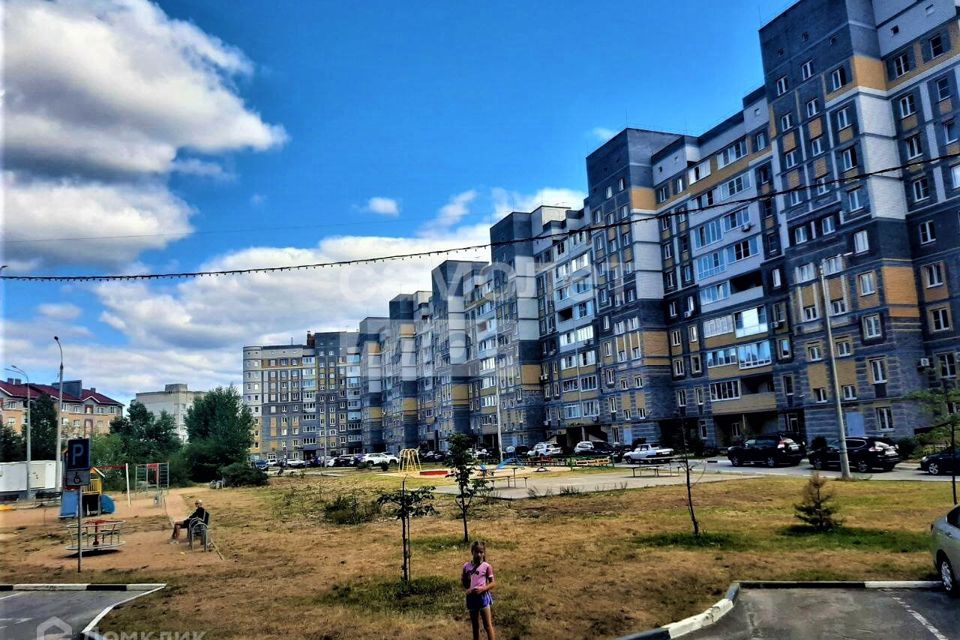 Продаётся 1-комнатная квартира, 46 м²