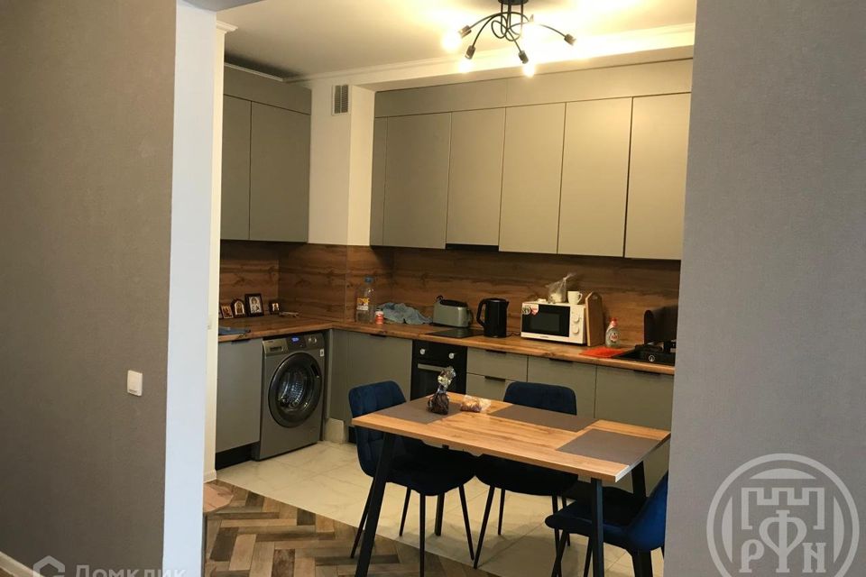 Сдаётся 1-комнатная квартира, 43 м²