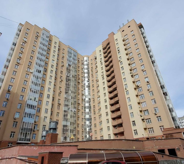 Продаётся 1-комнатная квартира, 68.2 м²