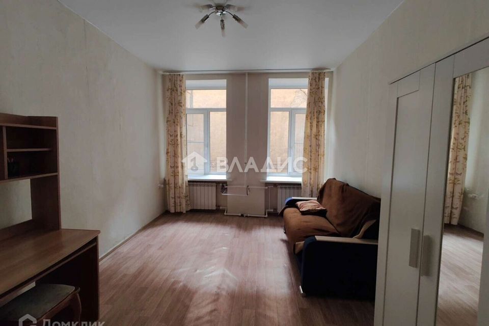 Продаётся 4-комнатная квартира, 115 м²