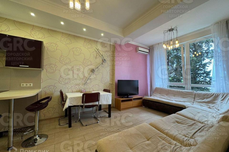 Продаётся 3-комнатная квартира, 82.6 м²
