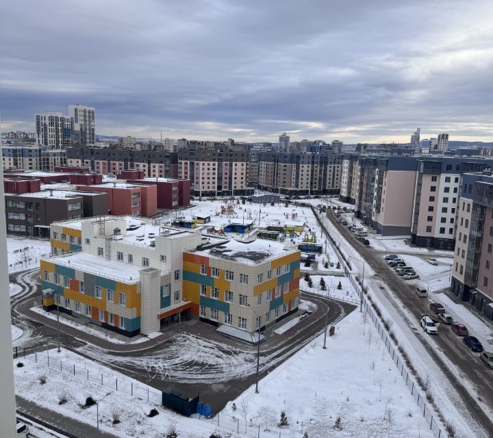 Сдаётся 2-комнатная квартира, 61 м²