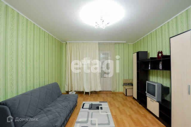 Продаётся 1-комнатная квартира, 37.7 м²