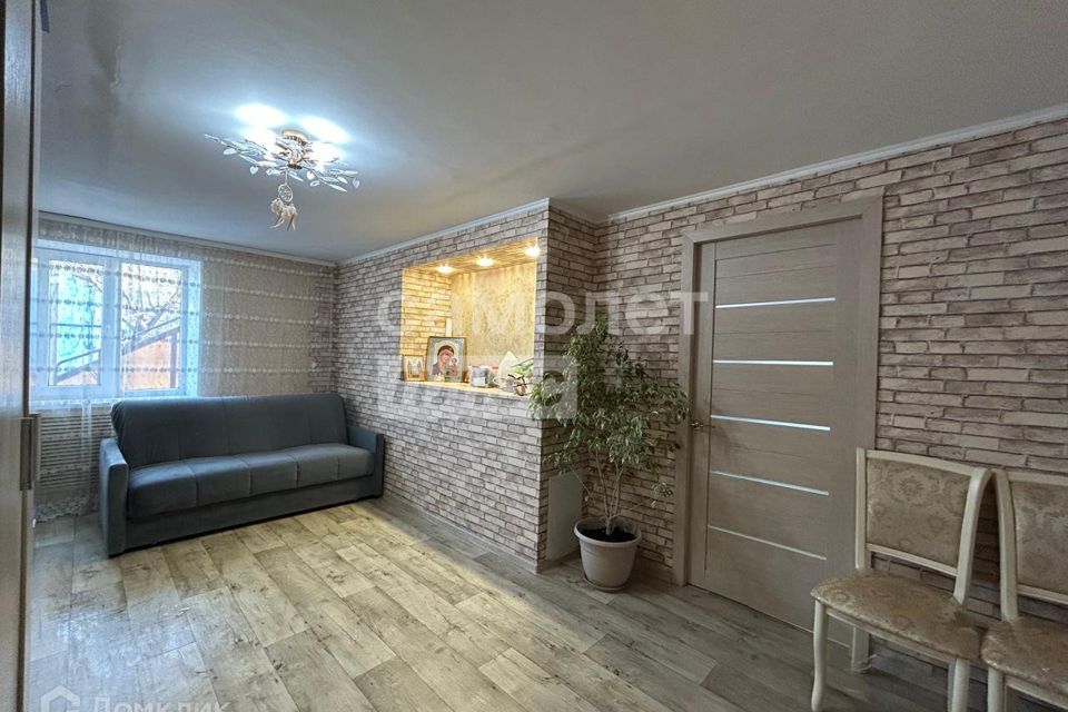 Продаётся 2-комнатная квартира, 74.2 м²