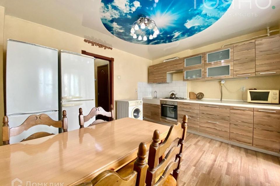 Продаётся 4-комнатная квартира, 110.4 м²