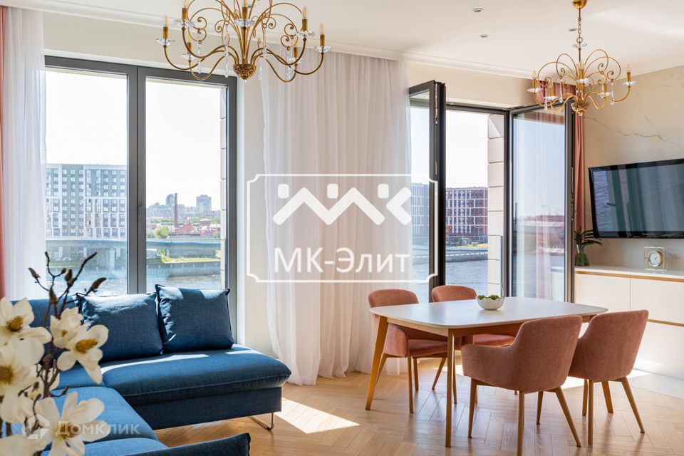 Продаётся 3-комнатная квартира, 118 м²