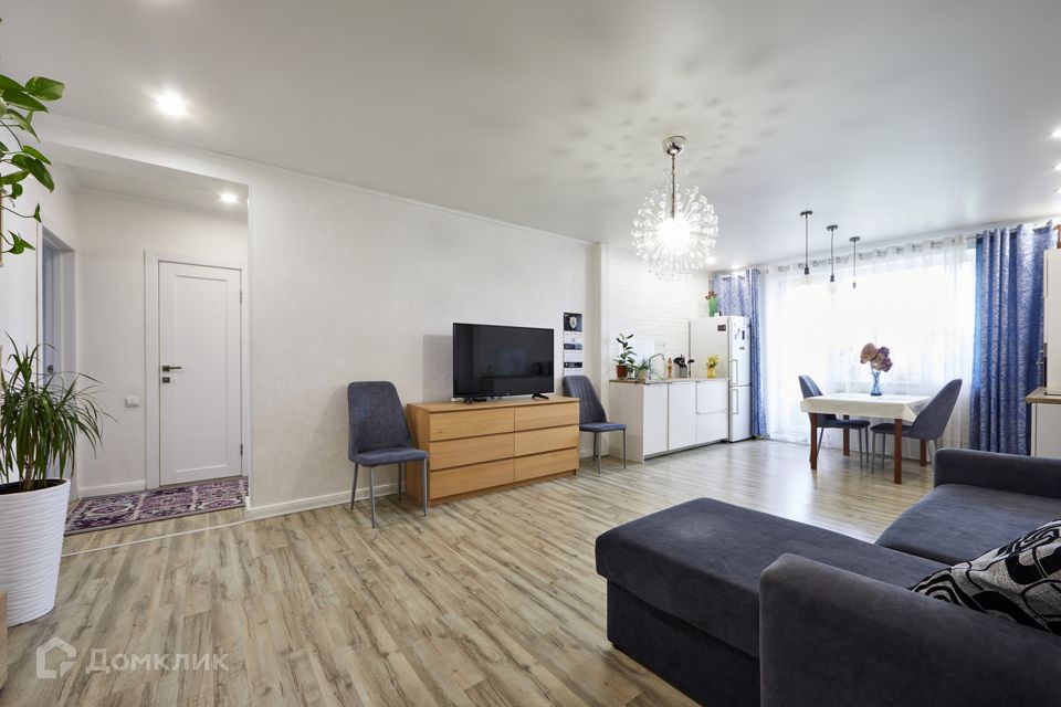 Продаётся 2-комнатная квартира, 60 м²