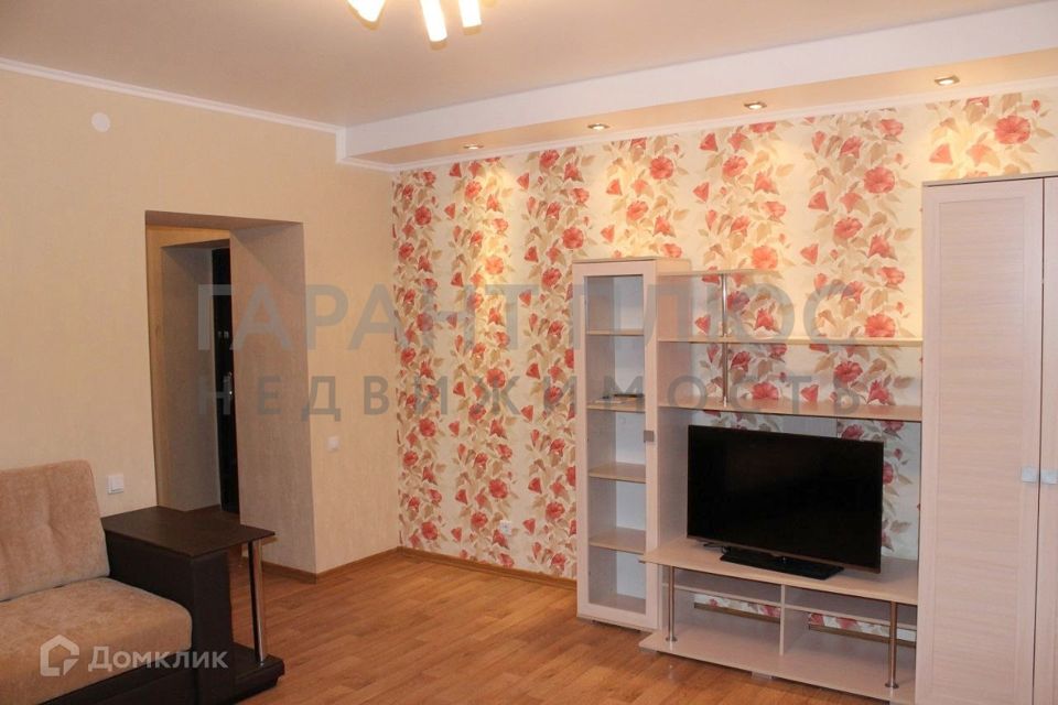 Сдаётся 1-комнатная квартира, 40 м²