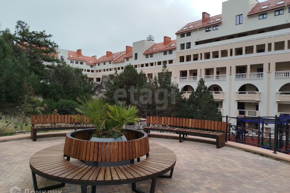 Продаётся студия, 56 м²