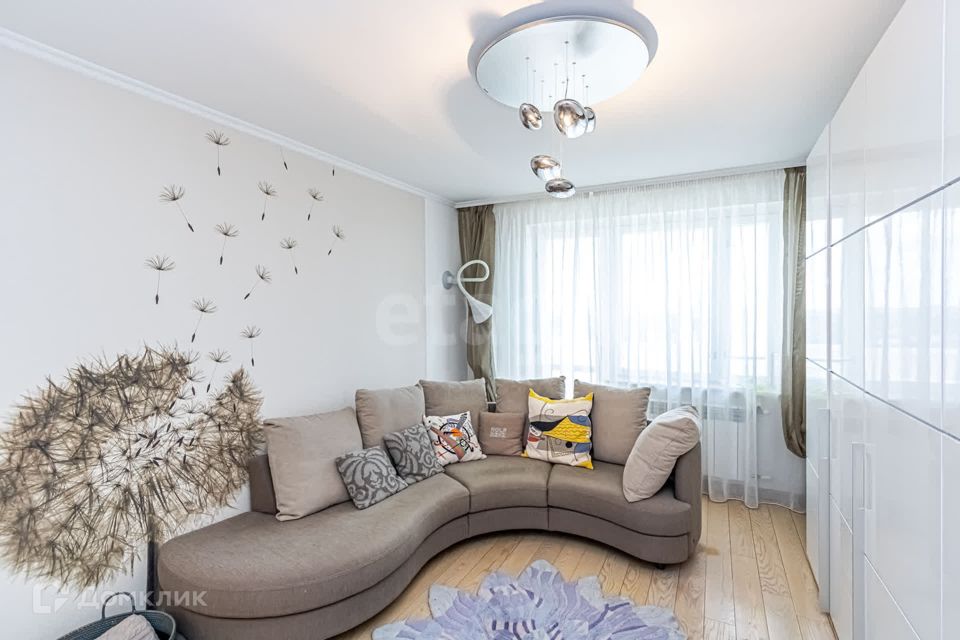 Продаётся 2-комнатная квартира, 65.2 м²