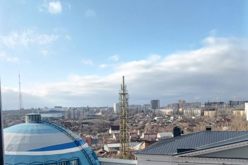 Продаётся 4-комнатная квартира, 76.3 м²