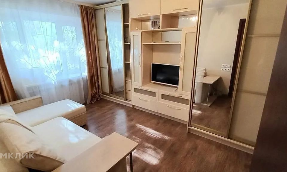 Сдаётся 1-комнатная квартира, 33 м²