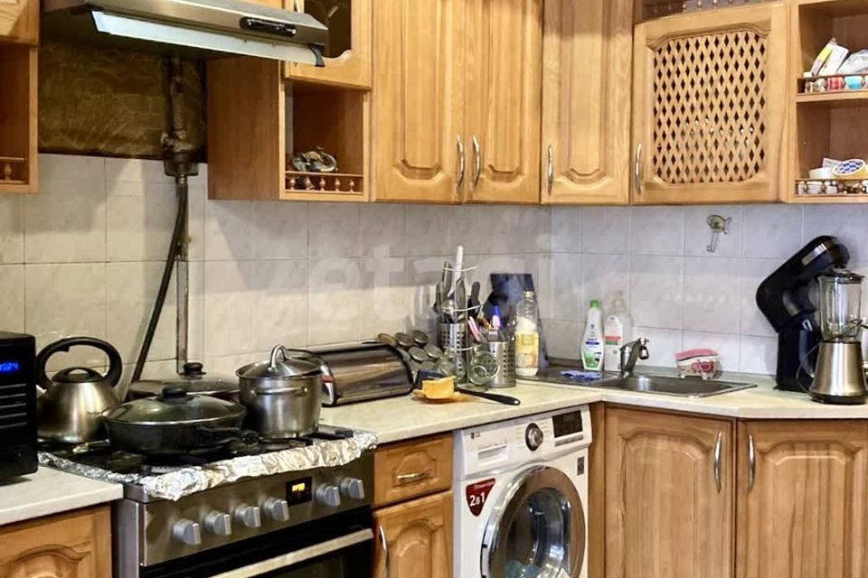 Продаётся 4-комнатная квартира, 84.9 м²
