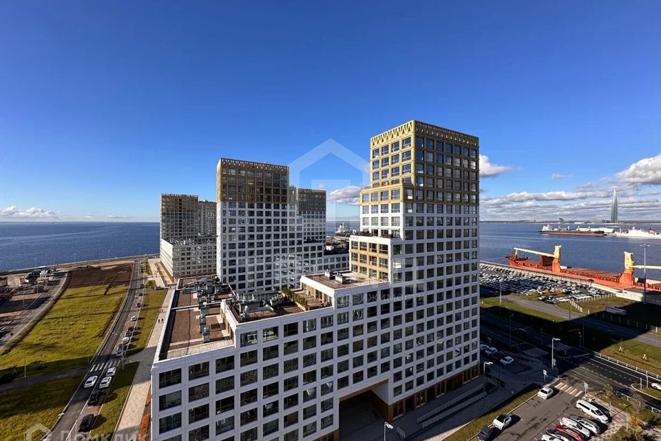 Продаётся 2-комнатная квартира, 55.7 м²