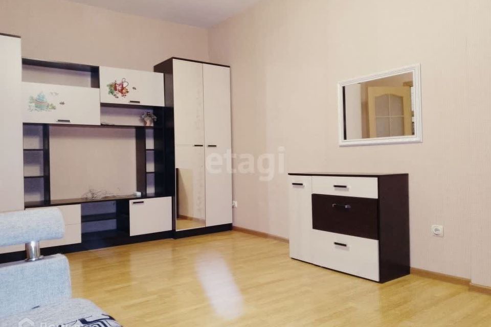 Сдаётся 1-комнатная квартира, 40 м²