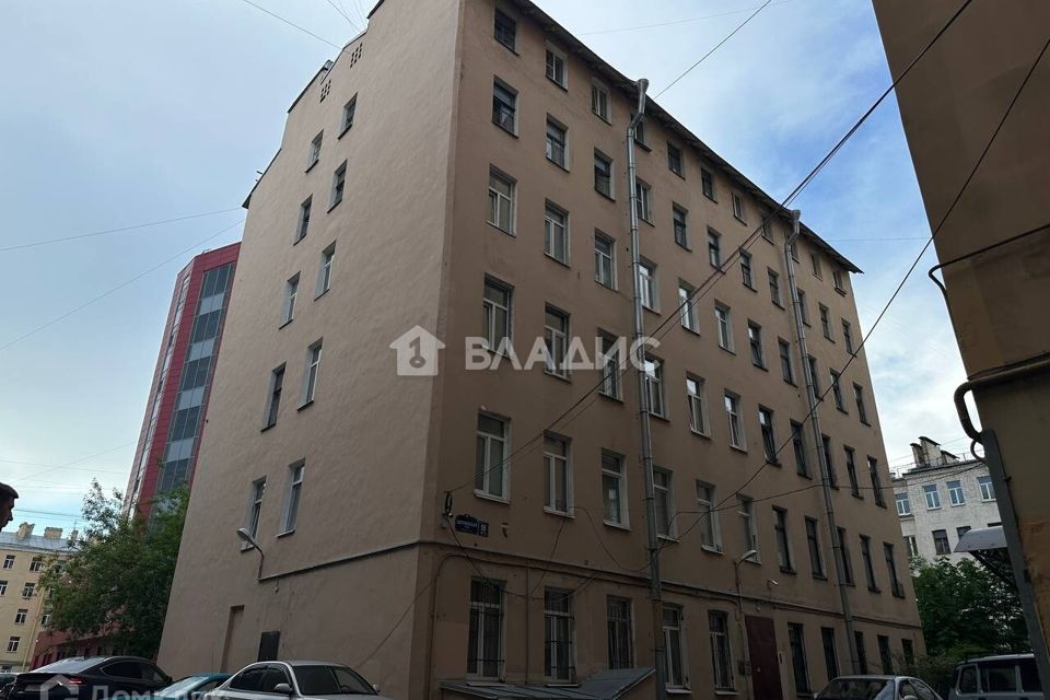 Продаётся 6-комнатная квартира, 77 м²