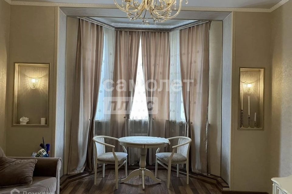 Продаётся 2-комнатная квартира, 55.5 м²