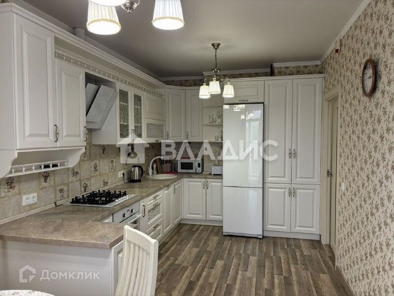 Продаётся 2-комнатная квартира, 55.9 м²