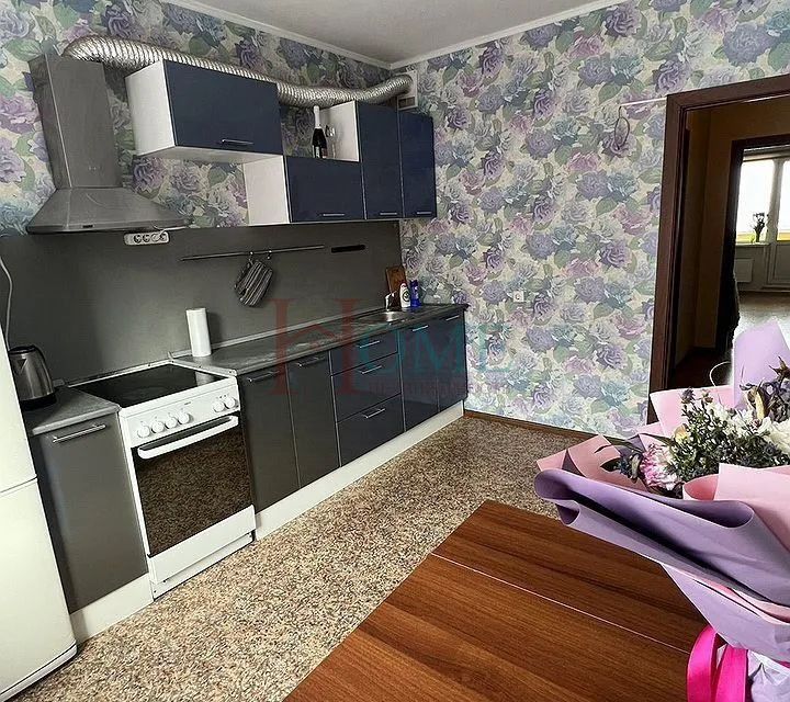Сдаётся 1-комнатная квартира, 38 м²