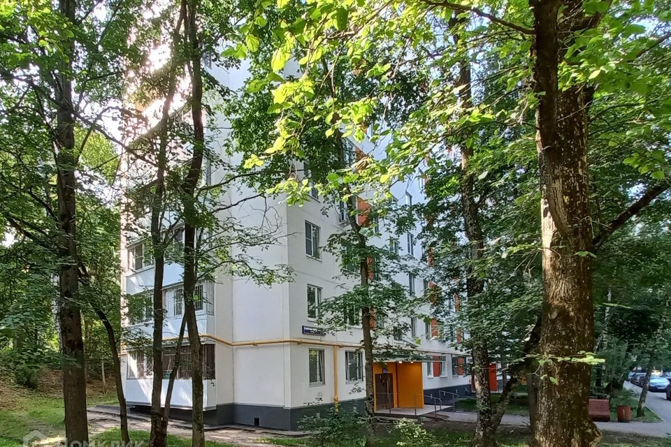 Продаётся комната в 2-комн. квартире, 19.6 м²