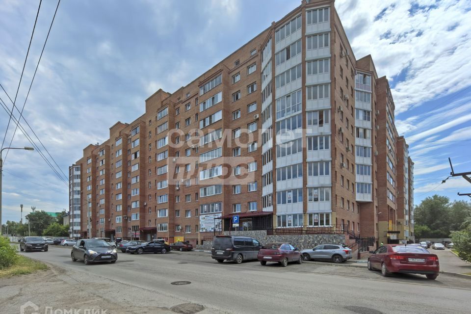 Продаётся 3-комнатная квартира, 112.8 м²