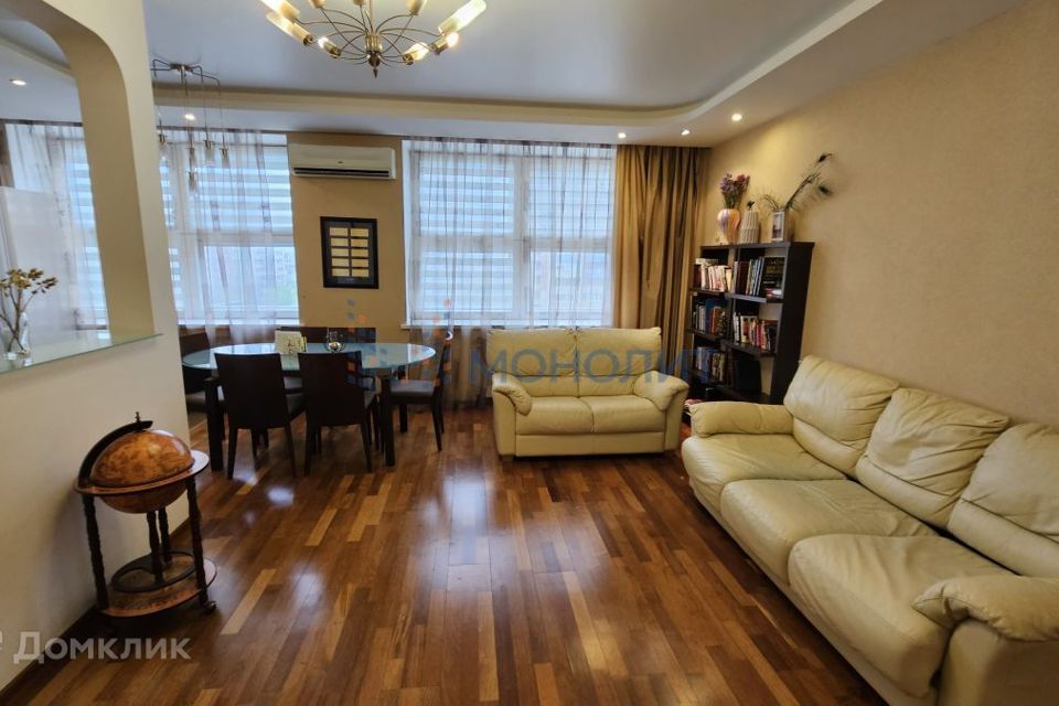 Продаётся 4-комнатная квартира, 118.6 м²