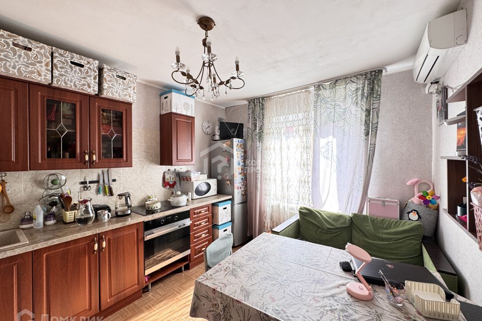 Продаётся 1-комнатная квартира, 38.4 м²