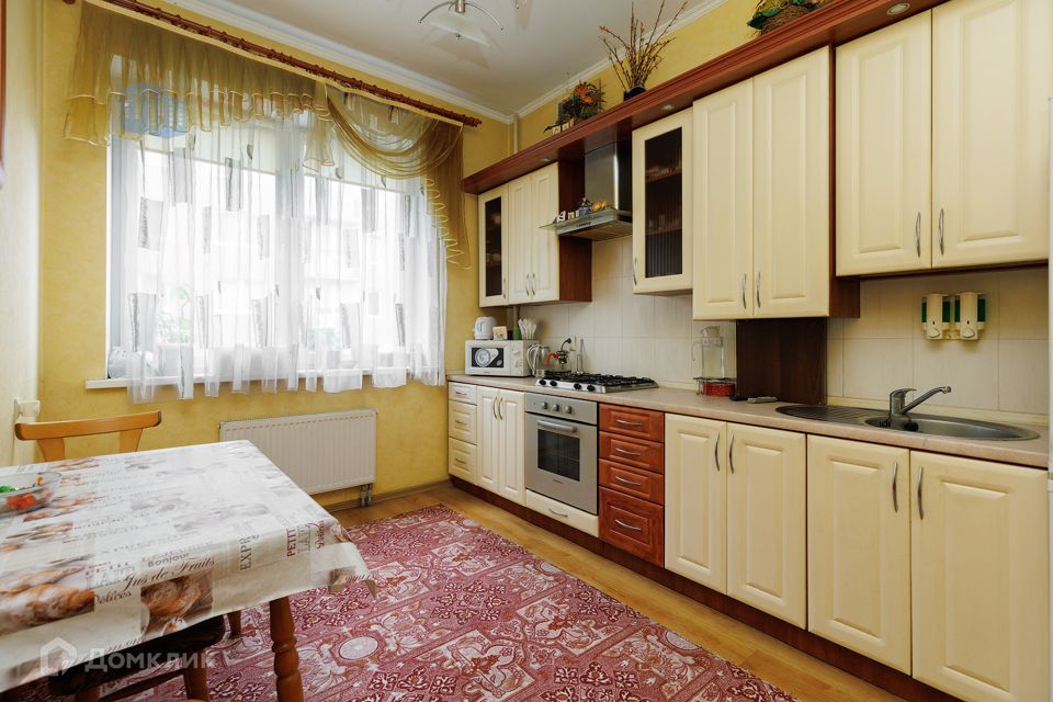 Продаётся 2-комнатная квартира, 61.1 м²