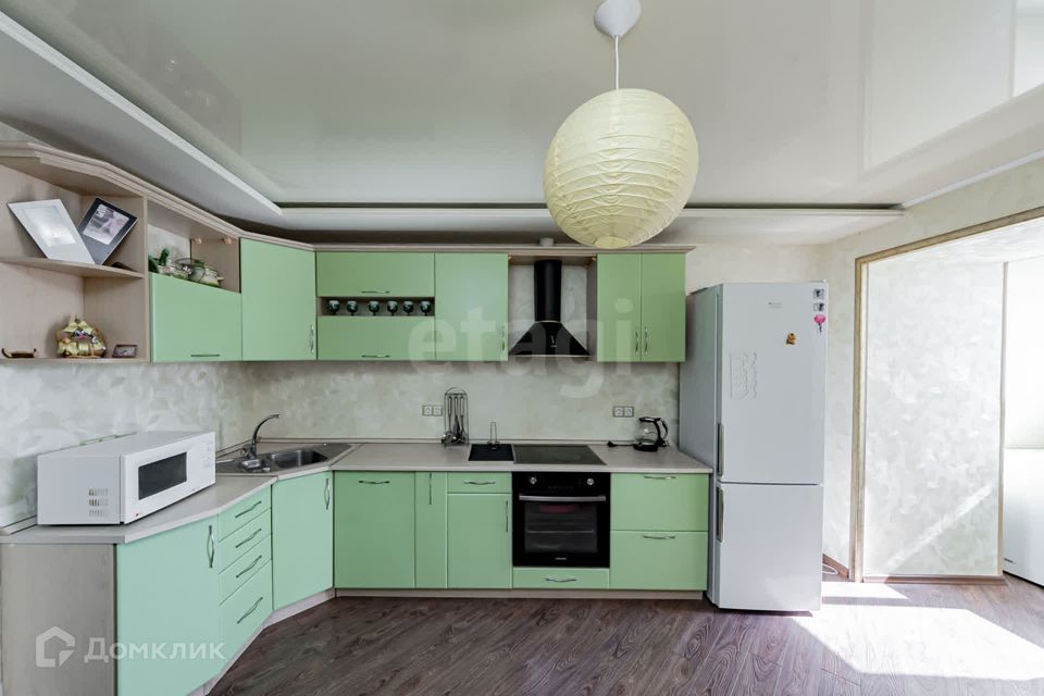 Продаётся 1-комнатная квартира, 55.3 м²